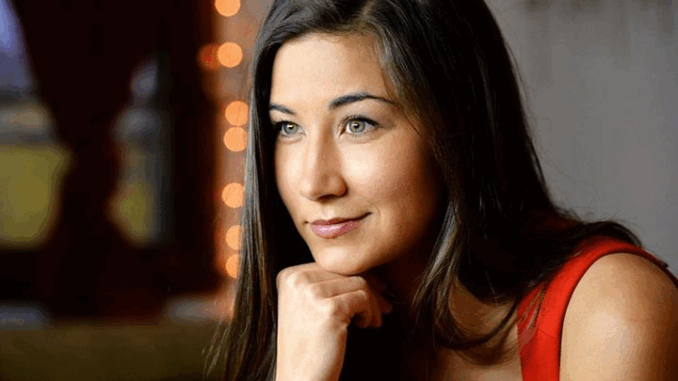 Actress-Sara-Antonio Actress Sara Antonio