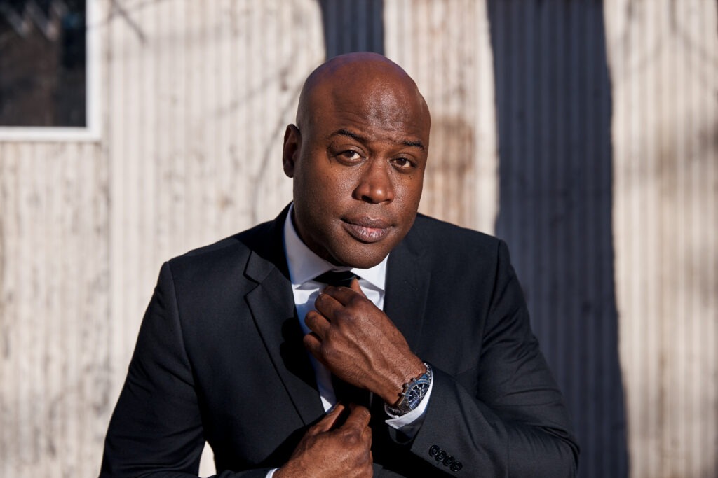 Kevin Daniels takes on many roles