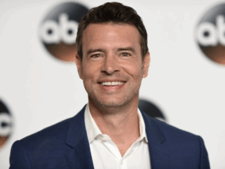 actor Scott Foley