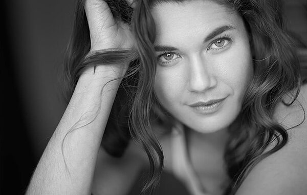 teri-reeves-women-and-film Teri Reeves and Her Bold Journey Beyond the Screen