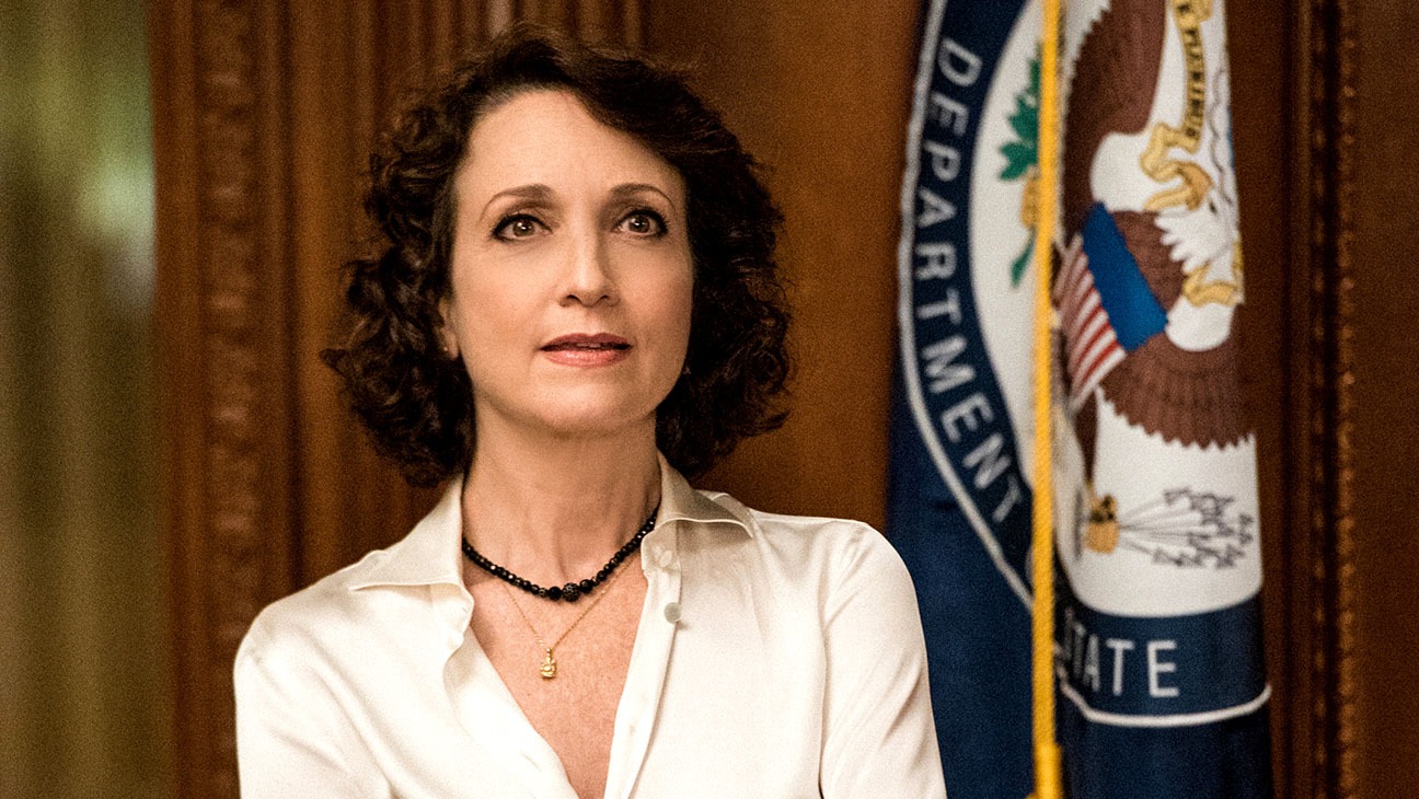 Bebe Neuwirth stood out with her powerful, sexy yet sophisticated performance style