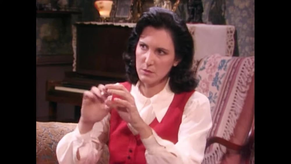 Lynnie Greene
