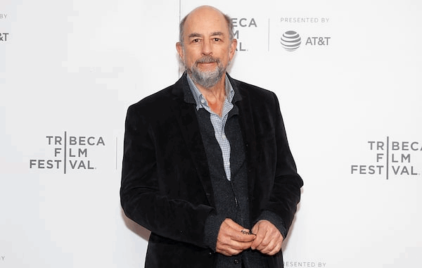 3 Richard Schiff