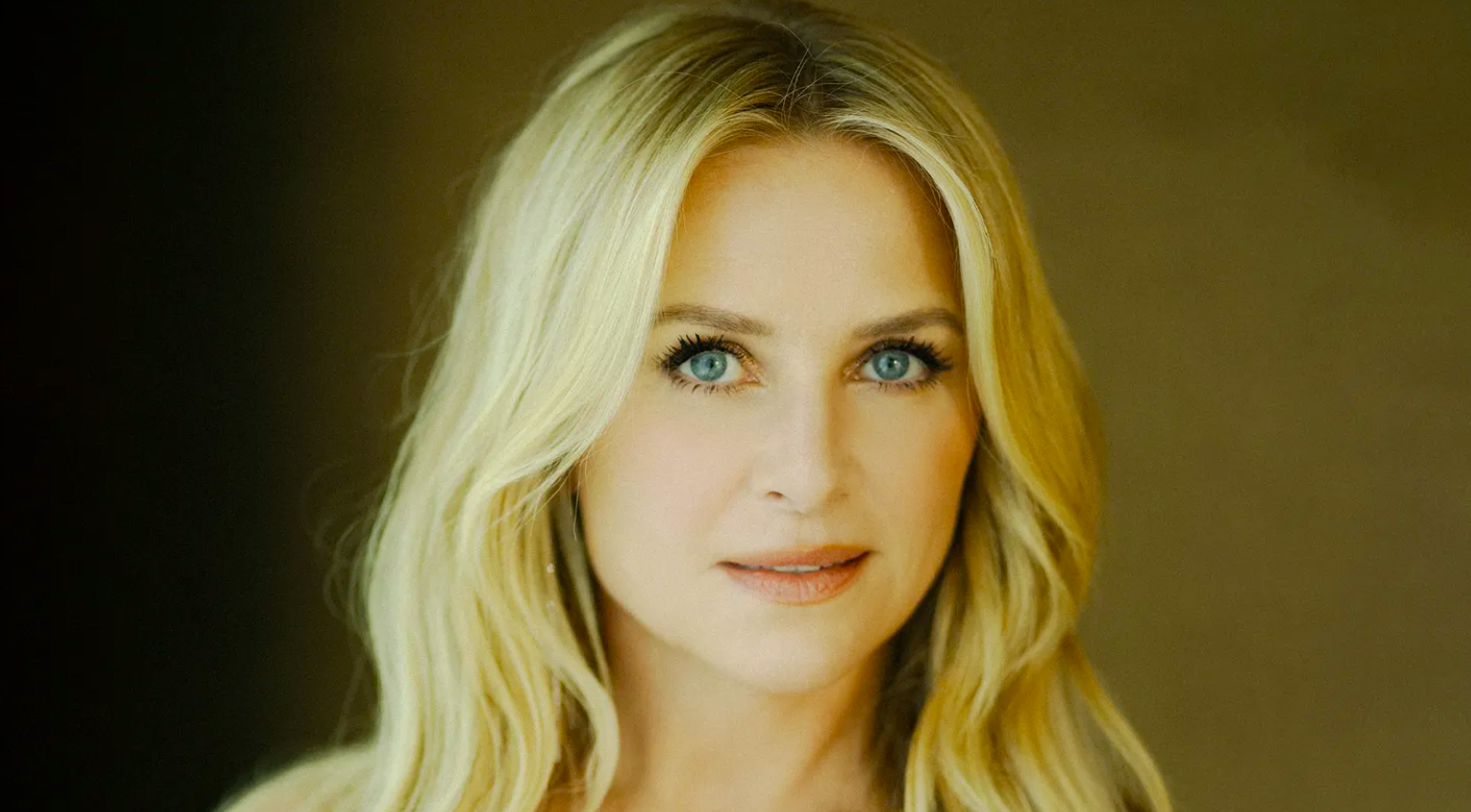 Jessica Capshaw