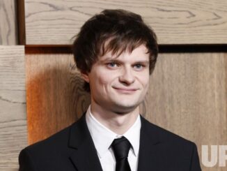 Image of actor Charlie Tahan