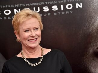 Photo of actress Eve Plumb