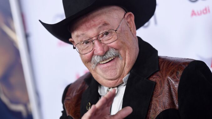 Image of famous actor Barry Corbin