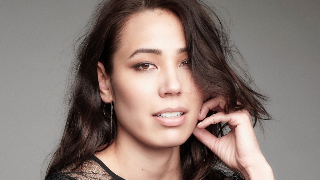 Michaela Conlin received the television award