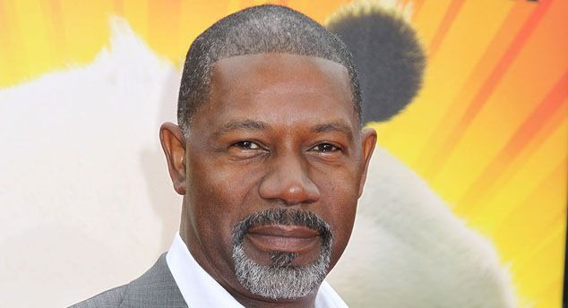 Dennis Haysbert has a deep, powerful and strong voice