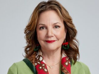 Photo of actress Margaret Colin