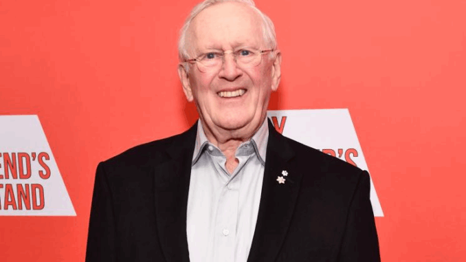 Image of actor Len Cariou