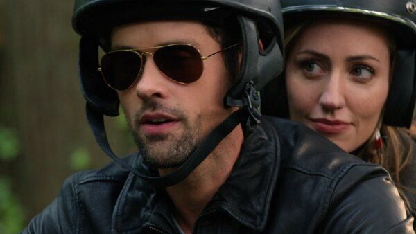 Virgin River Season 8 Canceled? Martin Henderson Exits Show After Heated Argument with Director on Set! md02