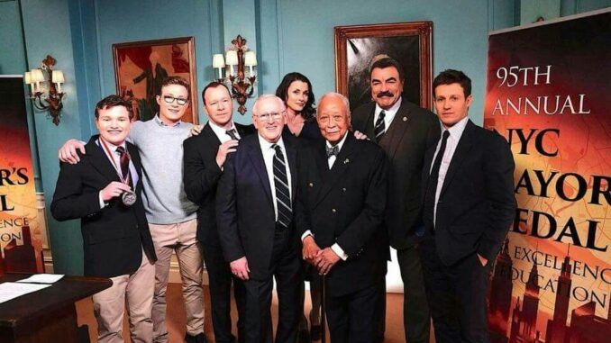 CBS Drama 2026: Explosive On-Set Conflict Between Current and Former “Blue Bloods” Cast Members Leaks Online md02